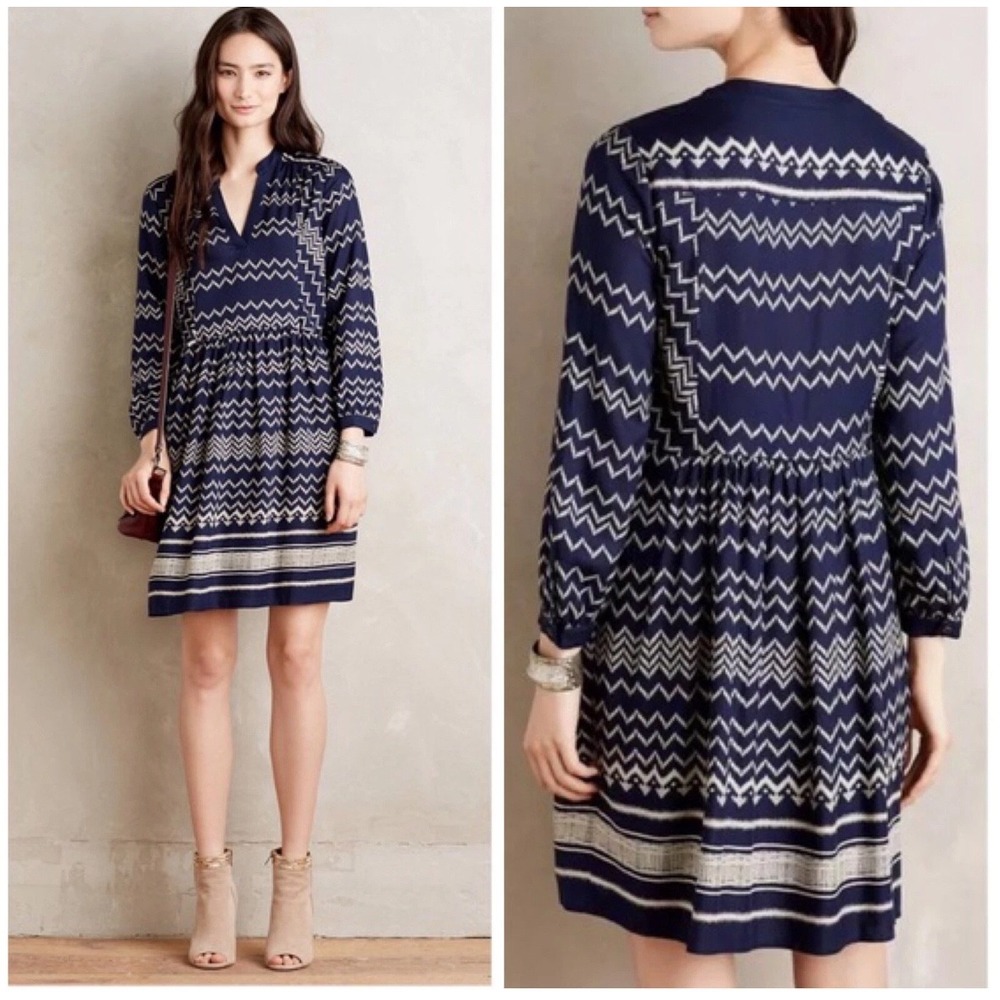 HOLDING HORSES Navy & White Zigzag Long-Sleeve Mini Dress